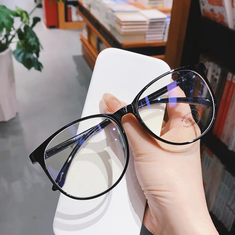 1 STÜCK 2025 Neue klassische Retro-Brille Mode Internet Celebrity Plain Lesebrille – Detail 3