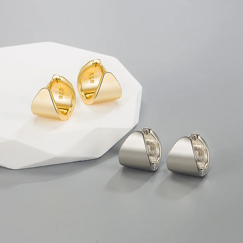 Trendy Design Ear Buckle Classic 925 sterling silver Jewelry 2026 Drop earring Gold Color Geometric Punk Hoop Earrings for Women