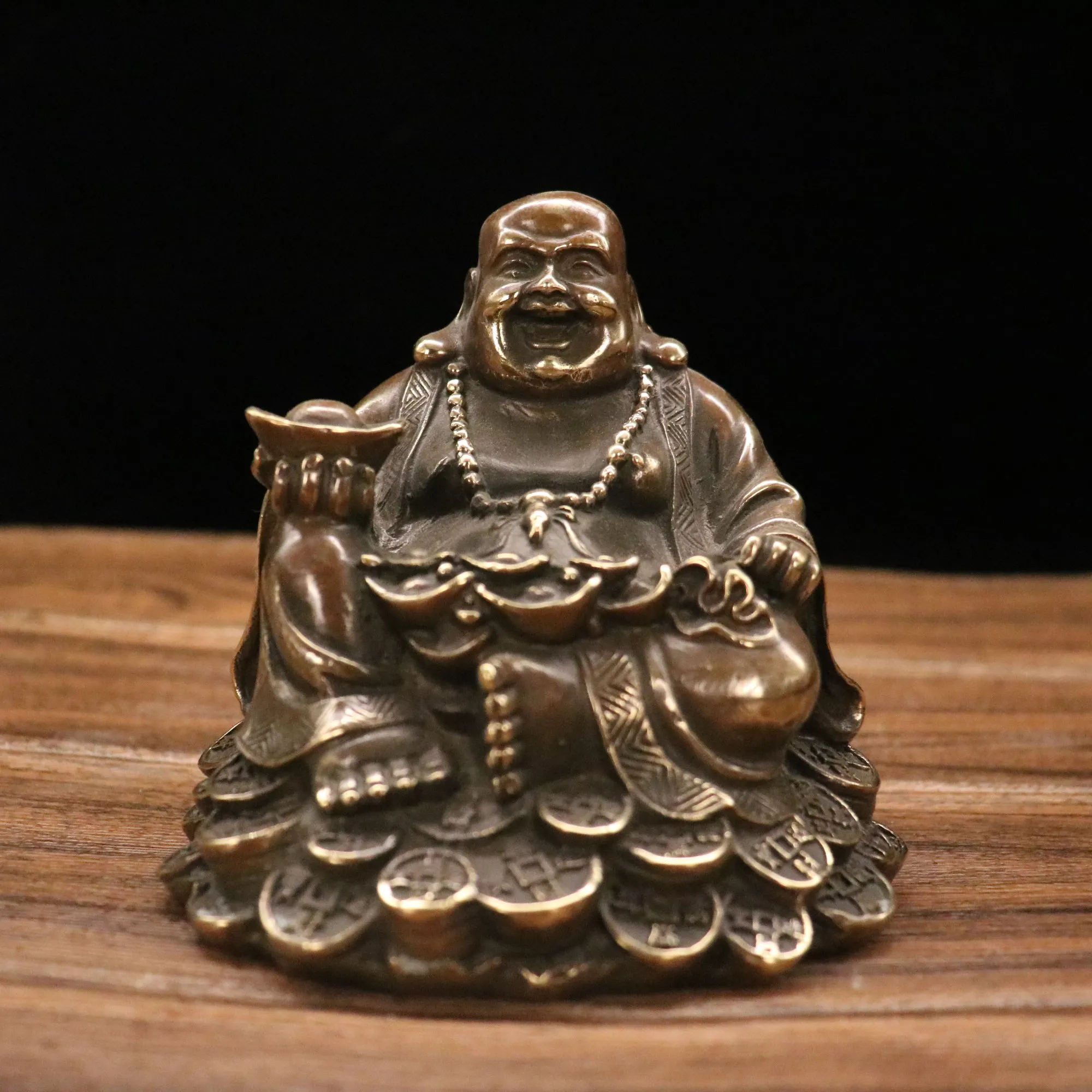 

Chinese retro bronze ware micro-sculpture, brass money, Maitreya Buddha sitting on a dragon throne, Maitreya Buddha figurine