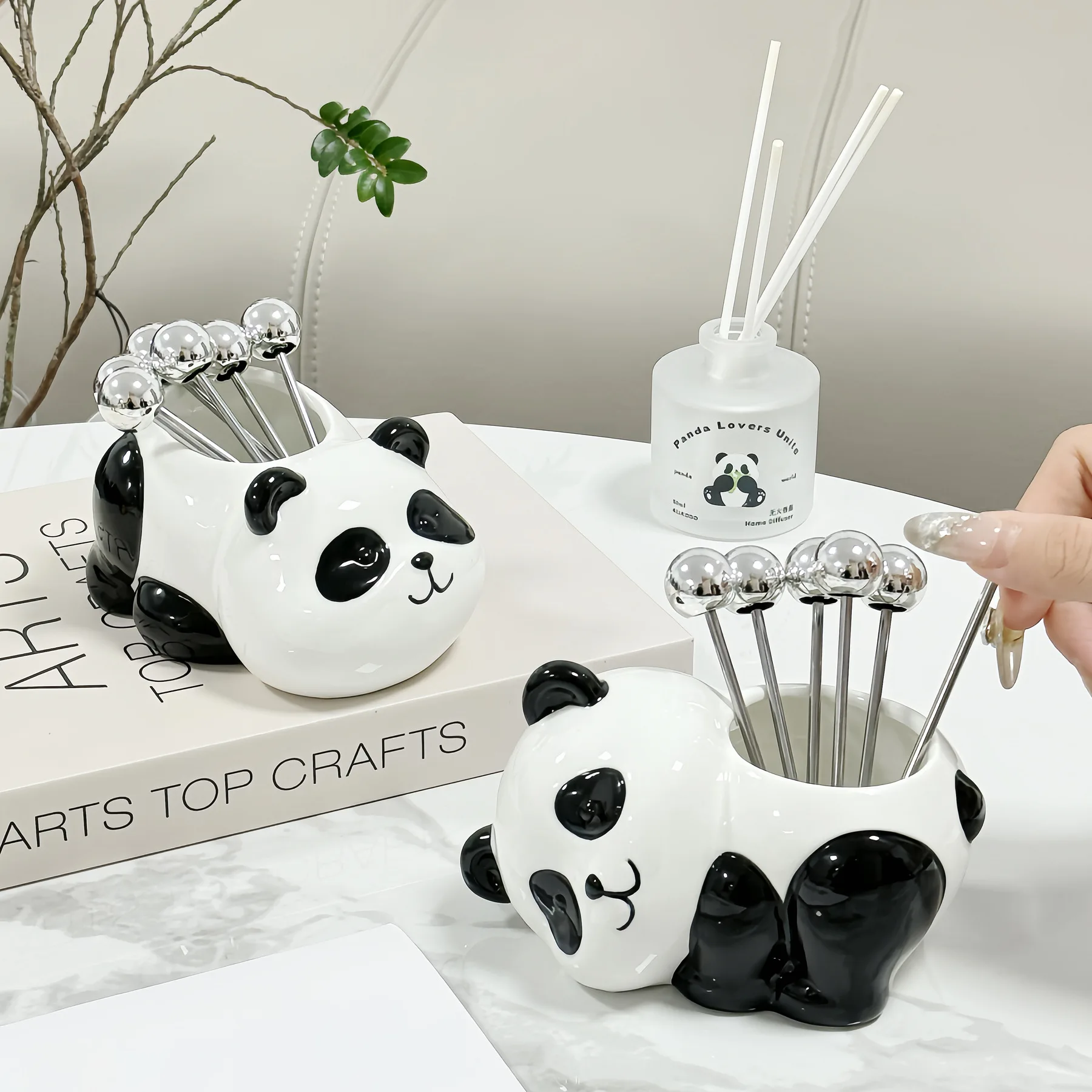 Cartoon Panda Toothpick Tube Press Type Panda Shaped Automatic Signature Toothpick Storage Box Household Restaurant Toothpick
