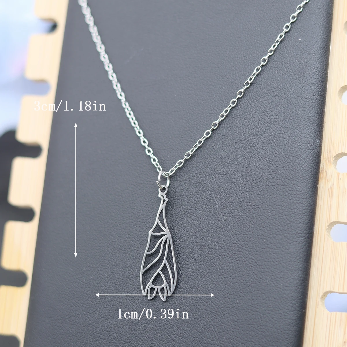 Cxwind رأسا على عقب الخفافيش الفن خط سلسلة سحر قلادة للنساء الرجال الفولاذ المقاوم للصدأ هندسية قلادة المختنق هدية حفلة الهالوين