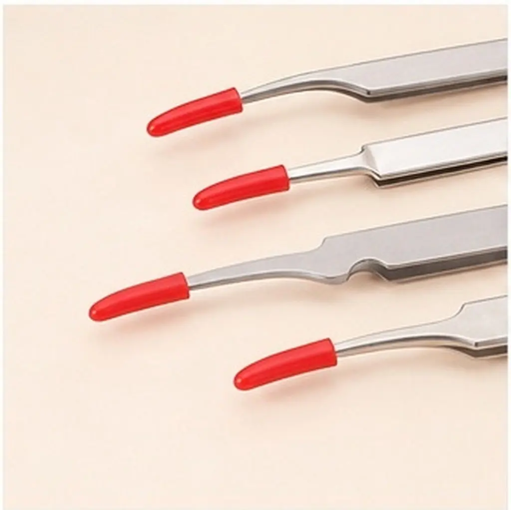 100pcs Eyelash Tweezers Silicone Covers – Non-Slip Red Protective Sleeves for Stainless Steel Tweezers, Easy Storage