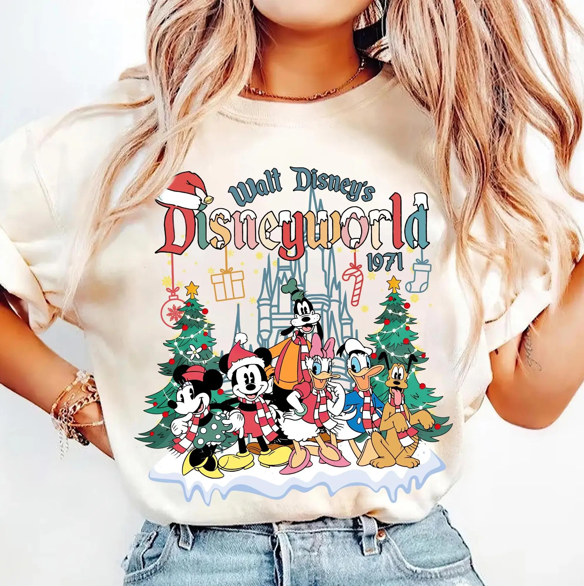 

2025 Summer Fashion New Retro Animated World Christmas Shirt Disney World Christmas Pink Tree Shirt Christmas Shirt
