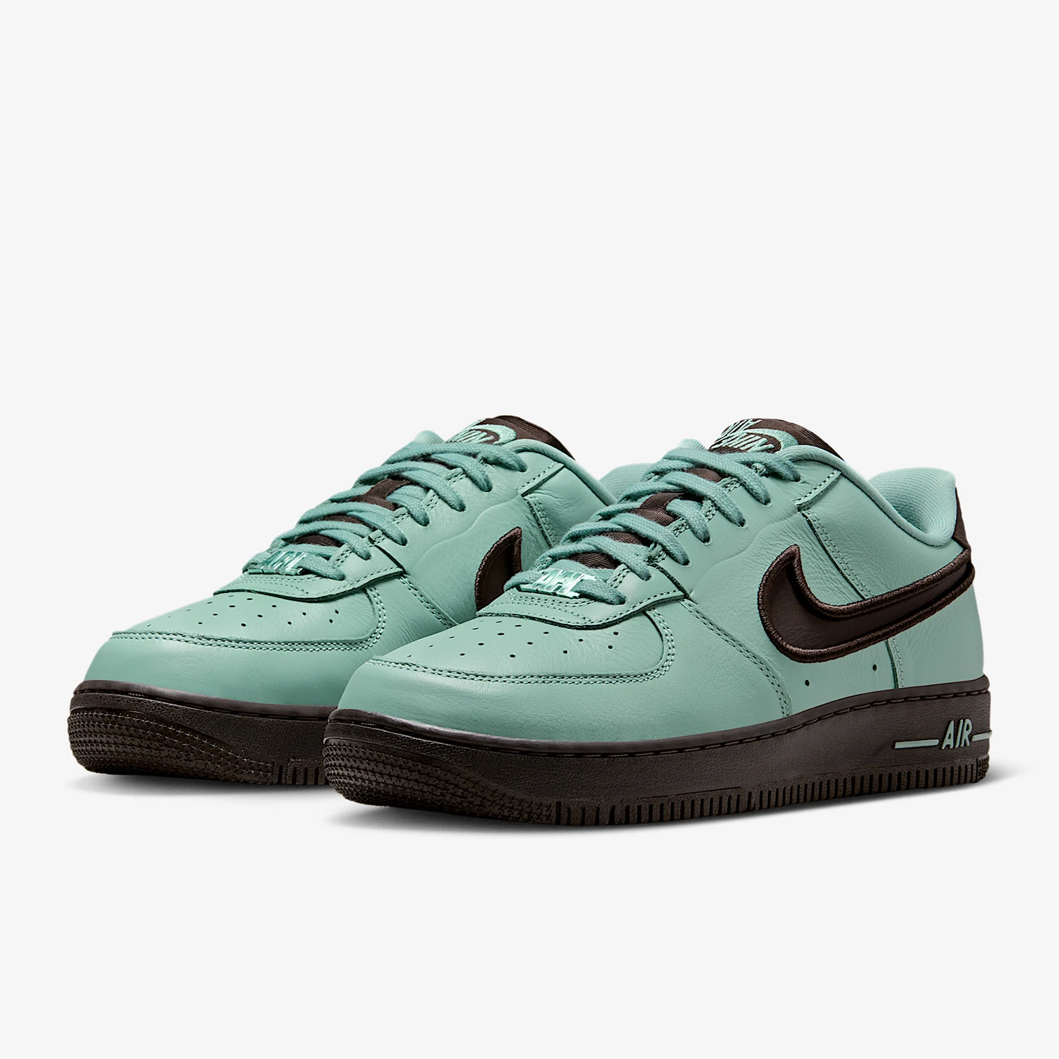 

Оригинальные женские классические легкие повседневные туфли Nike Air Force 1, FJ7409-003