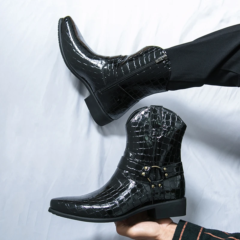 Autumn and winter men's high top leather shoes Gentleman Classic Style Fashion Party Outdoor boots Black Versatile 38-46