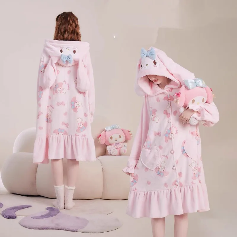 ملابس نوم من Sanrio برسوم كرتونية من قطعتين بدلة نوم داخلية من المخمل المرجاني للسيدات فستان نوم بناتي كاواي هدية أنيمي