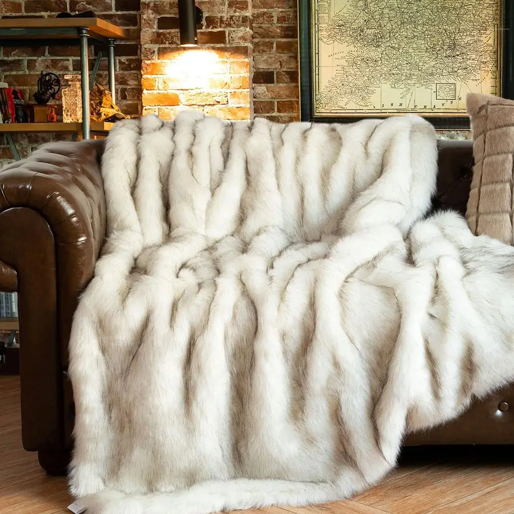 Luxury Ivory White Faux Fur Throw Blanket for Bed, Extra Large Super Soft Fluffy Cozy Fall Thick Warm Fox Fur Throw Blankets for