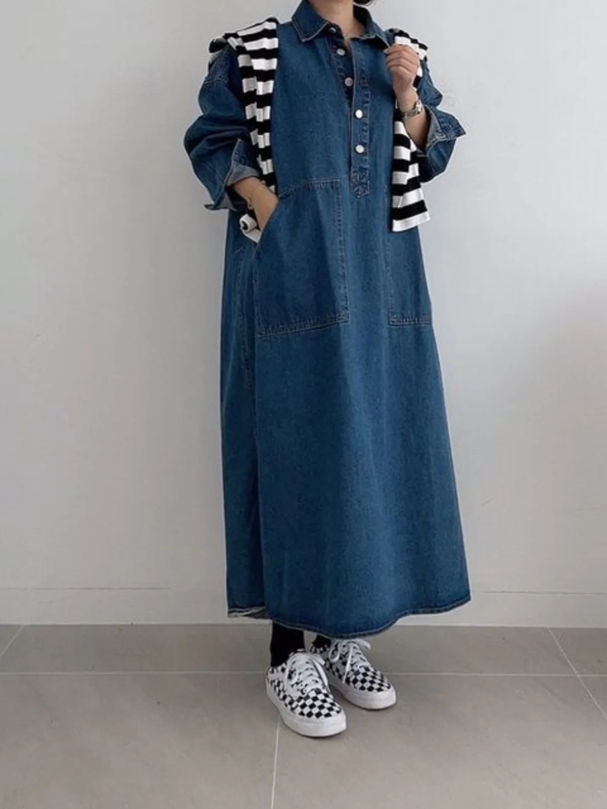 Retro Loose Fit Denim Skirt Dress Women's  Collar Long Sleeve Fashionable Lazy Style Age Reduction Side Slit Workwear Dress