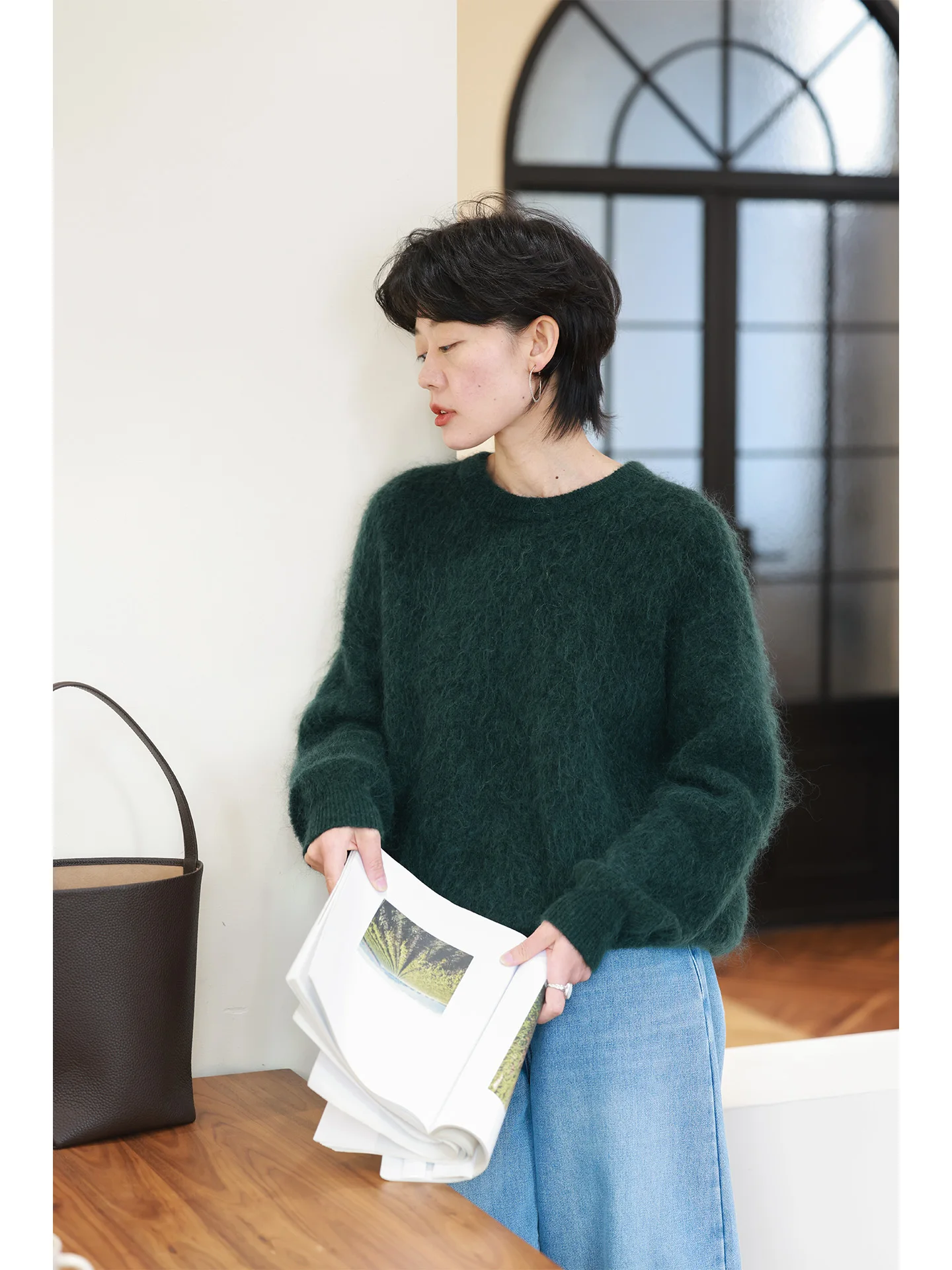 

Ретро-свитер с длинными рукавами для женщин, свободный, зимний, повседневный, комфортный, средней мягкости, с круглым вырезом, топ с длинными рукавами