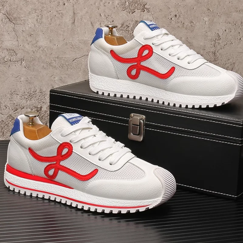 

Новые летние дышащие кроссовки из сетчатого материала, спортивные повседневные туфли в стиле Форреста Гампа, мужские, новая модель, простые и универсальные, на толстой подошве, в стиле «папины туфли».