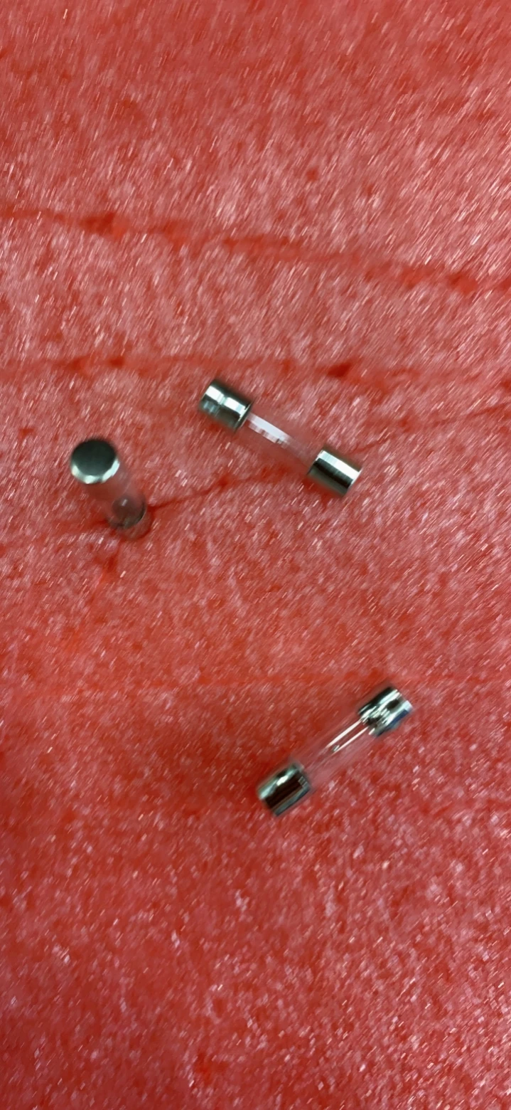 5 * 20 5X20 delay fuse tube T500mAL250V T500MAL 250 500ma authentic imported     100PCS -1lot