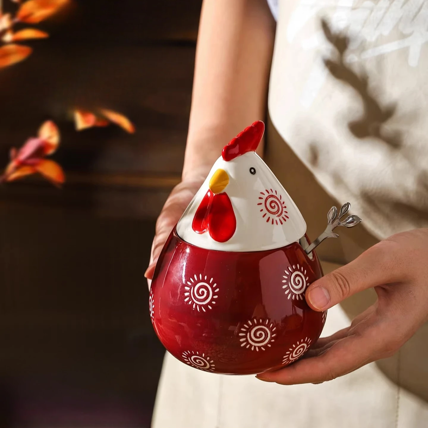 

Retro Chicken Ceramic Seasoning Jar New Kitchen Chicken Essence Salt Tank Storage Box Household Oil-splashed Chili Seasoning Jar