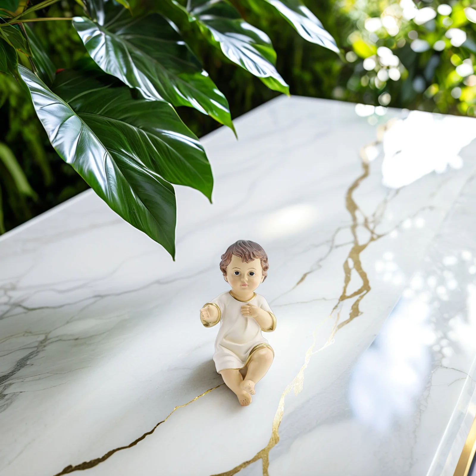 

Baby Jesus Resin Statue Decorative Home Ornament for Living Room Desktop Fireplace Christmas Gift Retro Religious Art Piece