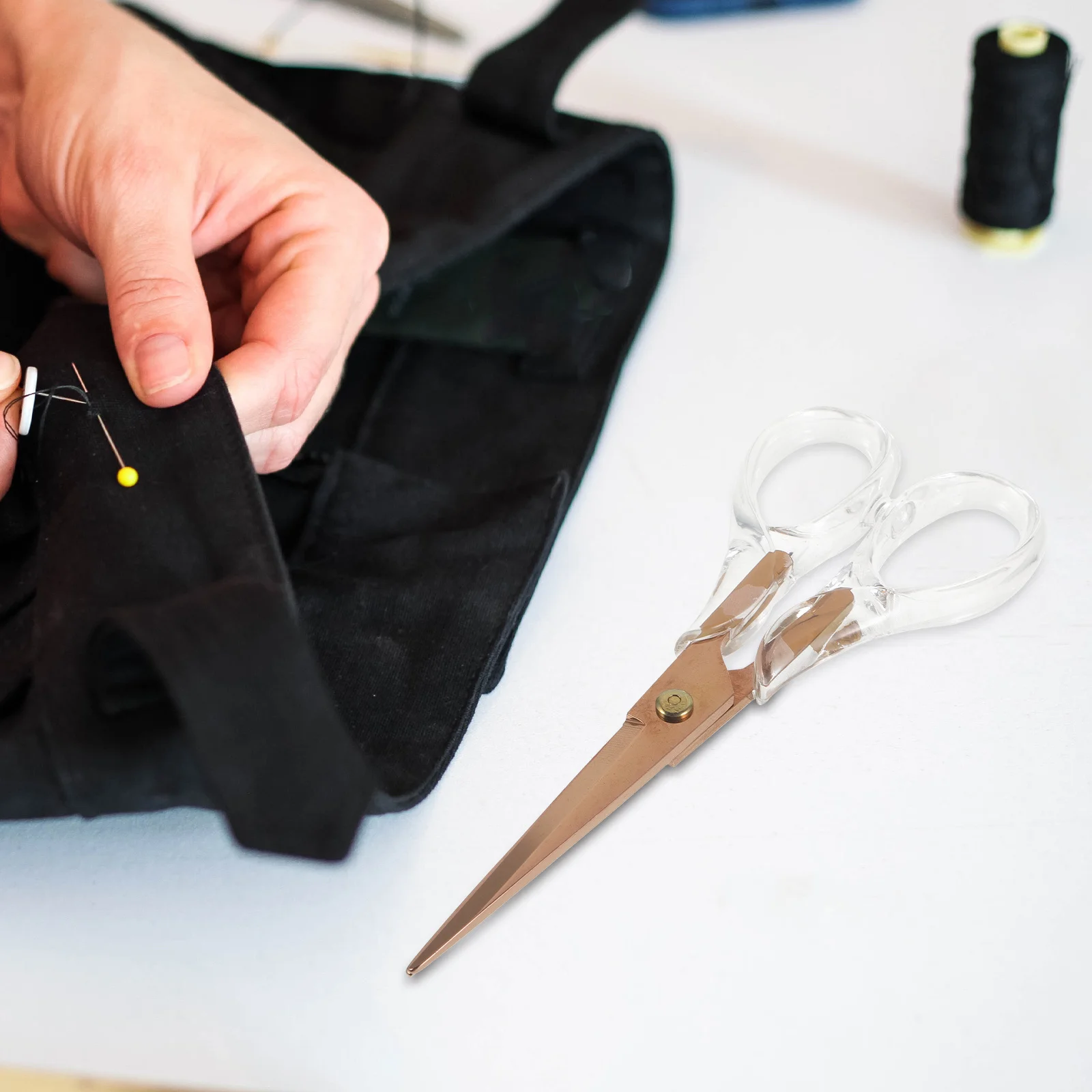 1 szt. Nożyczki krawieckie ze stali nierdzewnej, wytrzymałe, ostre, do cięcia nici, lekkie, ergonomiczne, wielofunkcyjne, do majsterkowania i rękodzieła.