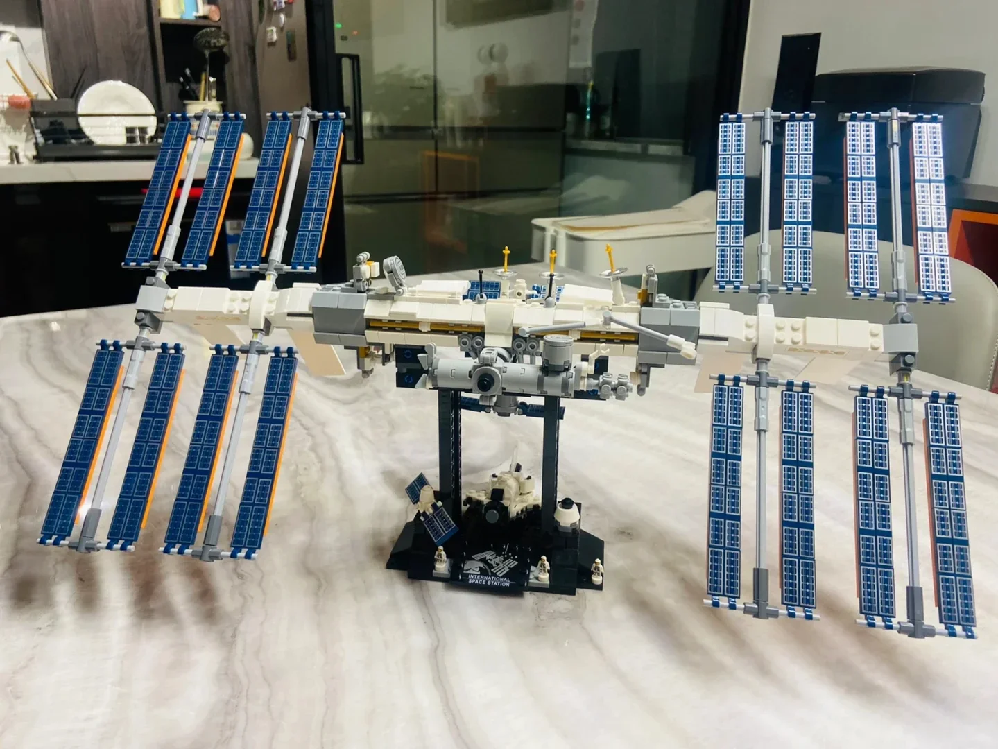 Ideas de estación espacial internacional, modelo de bloques de construcción, Kit de construcción, juego de ladrillos para adultos, juguetes Moc para niños, regalo de cumpleaños DIY