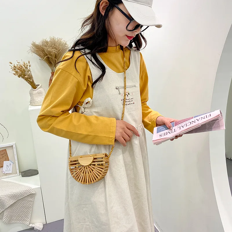 Fashion Design Women Handbag Handmade Bamboo High Quality Half Moon Shoulder Crossbody Bag Summer Beach Woven Straw Phone Purse