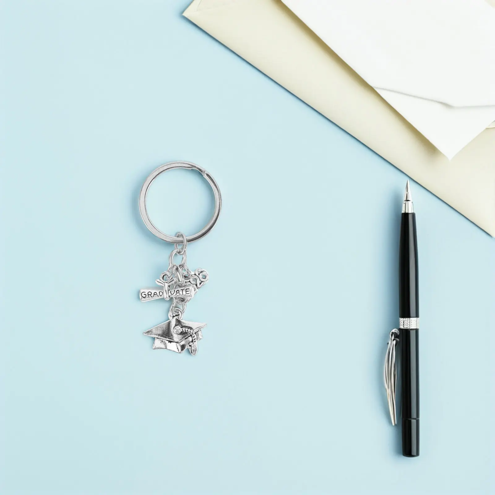 3Pcs Graduation Keychain 2026 Inspirational Grad Gifts High School Senior College Masters Phd Class of 2026 Keyring Cap Diploma