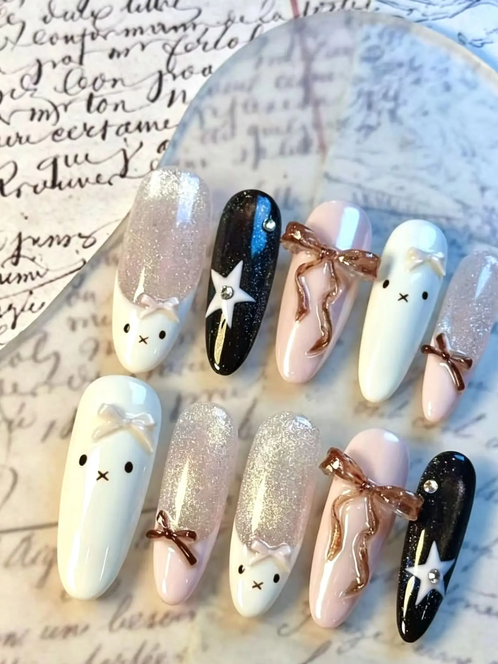 10 Long Teardrop-Shaped Wearable Nails, Retro Soft Girl Playful Nail Art, Five-Pointed Star Rhinestones Sweet Girl High-Value Reusable Fake Nails, Black Pink Star Silver Glitter Gradient Cute Vibe Nail Stickers