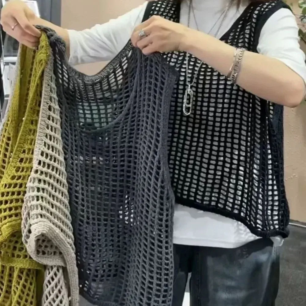 New Mesh Hollow Out Vest Top Sleeveless Lightweight Loose Fit Vest Short Length Layering Vest Top Women