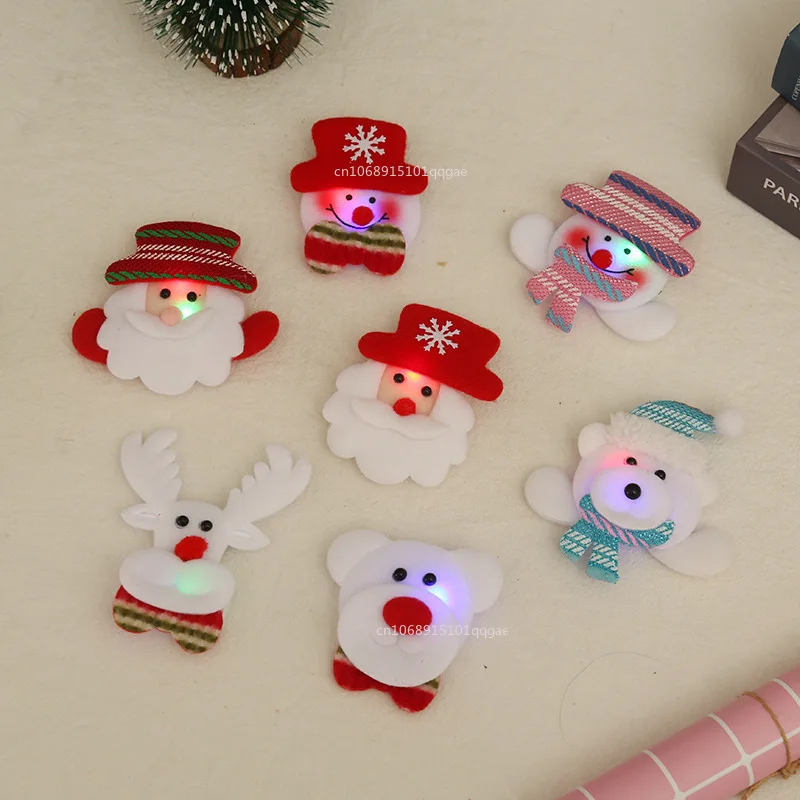 1Pcs New Christmas LED Glowing Santa Snowman Bear Deer Brooch Pin Theme Party Children Kids Christmas Decoration Supplies