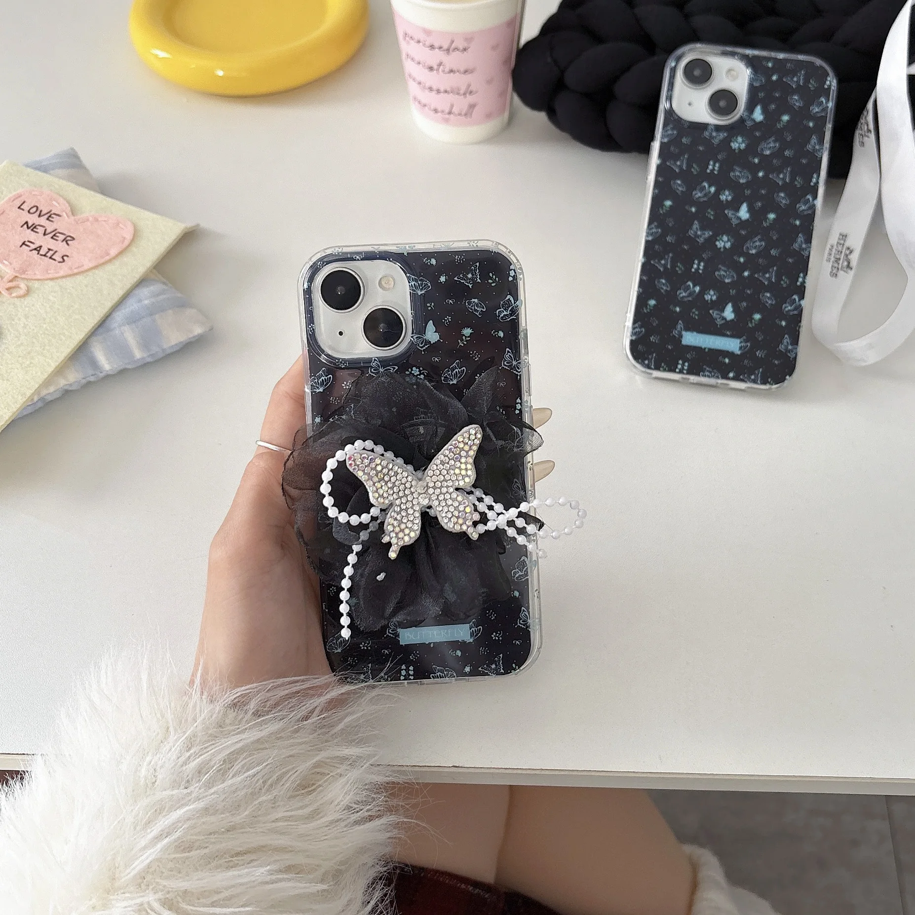 Coque de téléphone en dentelle noire avec strass et cravate papillon, étui souple de luxe pour iPhone 16 15 14 13 Pro Max