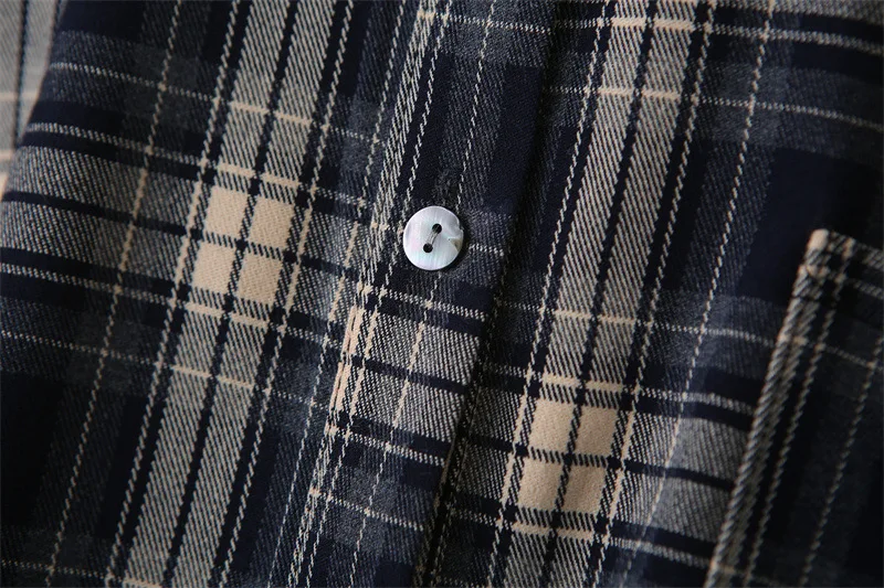 XXXXL Mode Plus Size Dameskleding Blouses Lente 2026 Lange mouw GEBORSTELD Revers Geruit overhemd 541