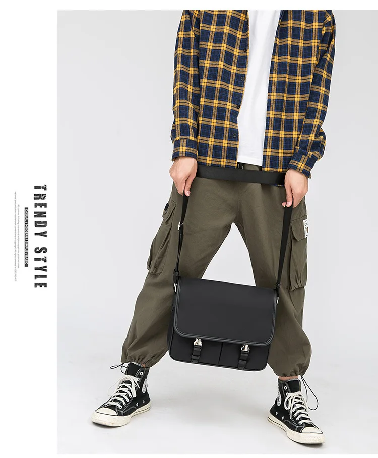 

Men's Shoulder Bag Mail Bags Fashion Large Capacity Crossbody Pack Male Office Travel bags Messenger Pocket Men Waterproof bag