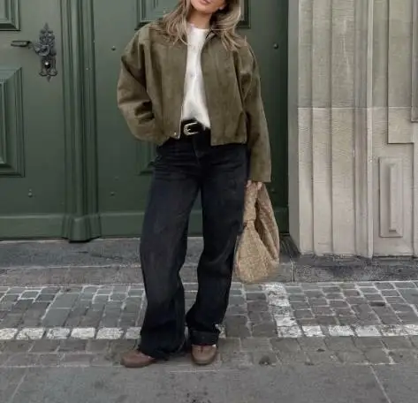 2025, Herbst und Winter, einfarbig, Revers, modischer Motorrad-Stil, Hirschlederjacke, Damen, lässig, einfache kurze Jacke