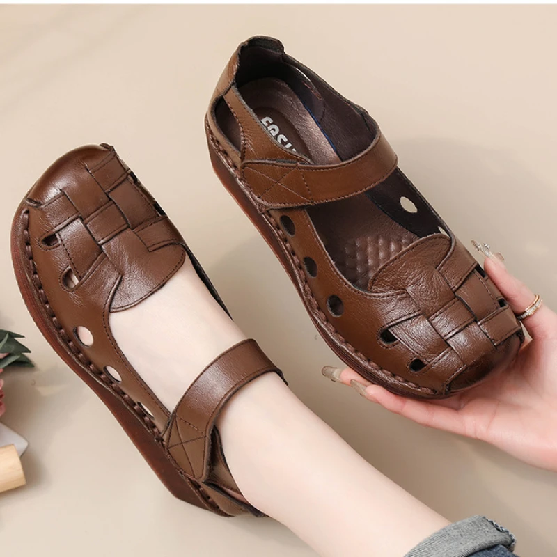 Retro Women Gladiator Baotou Sandals Genuine Cow Leather Hollow Shoes Ladies Casual Soft Bottom Flats Summer female Beach Sandal