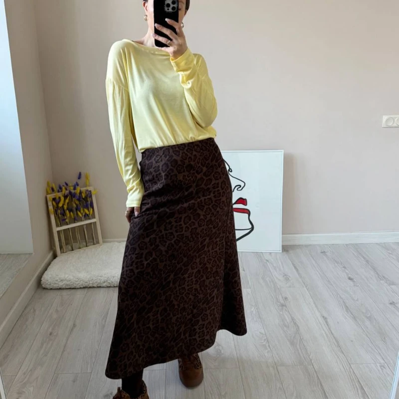 2025 新しいセクシーなソフトリヨセルオフショルダー長袖 Tシャツ女性のシアートップ女性の