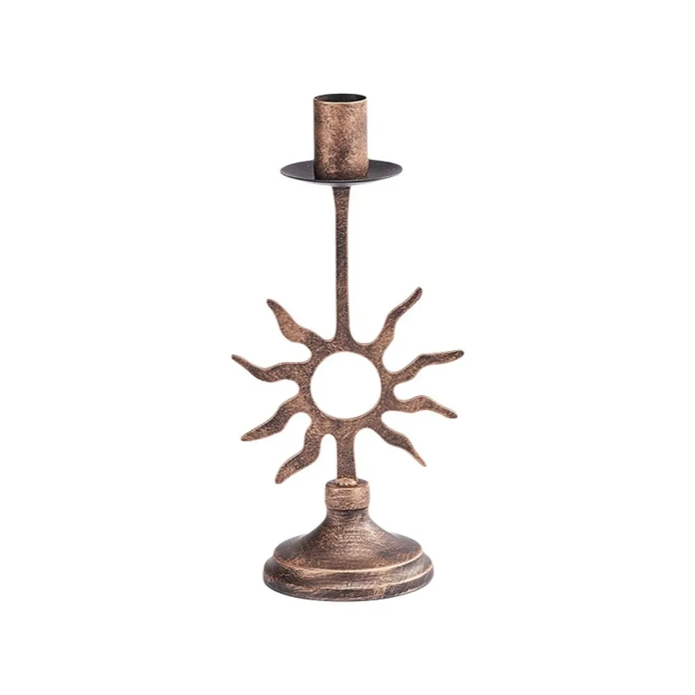 

Party Candlelight Vintage Moon Candlestick Handicraft Stable Candle Stand Iron Romantic Hollow Candle Holders Home Decor