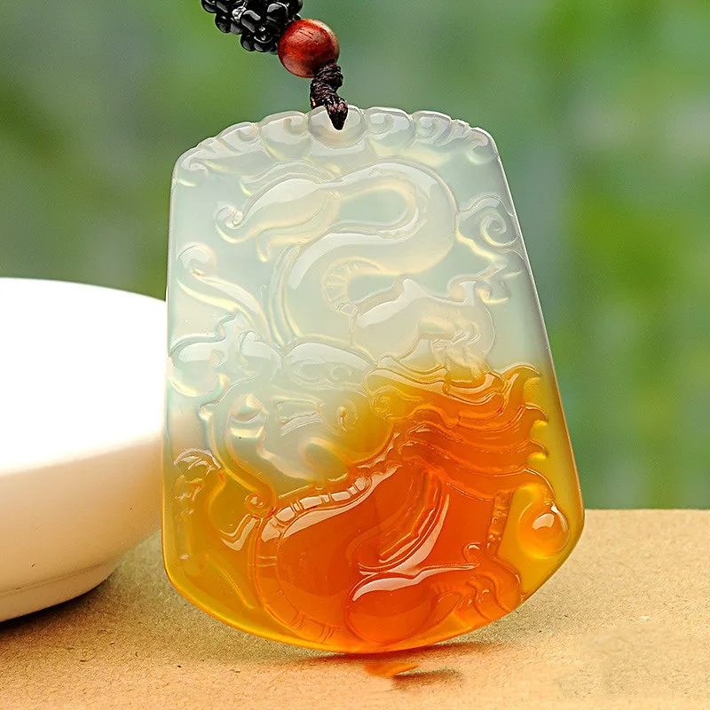 

Natural Agate Ice Kind Chalcedony Dragon Pendant Popular Joker Pendant Ornaments for Men and Women Zodiac Dragons