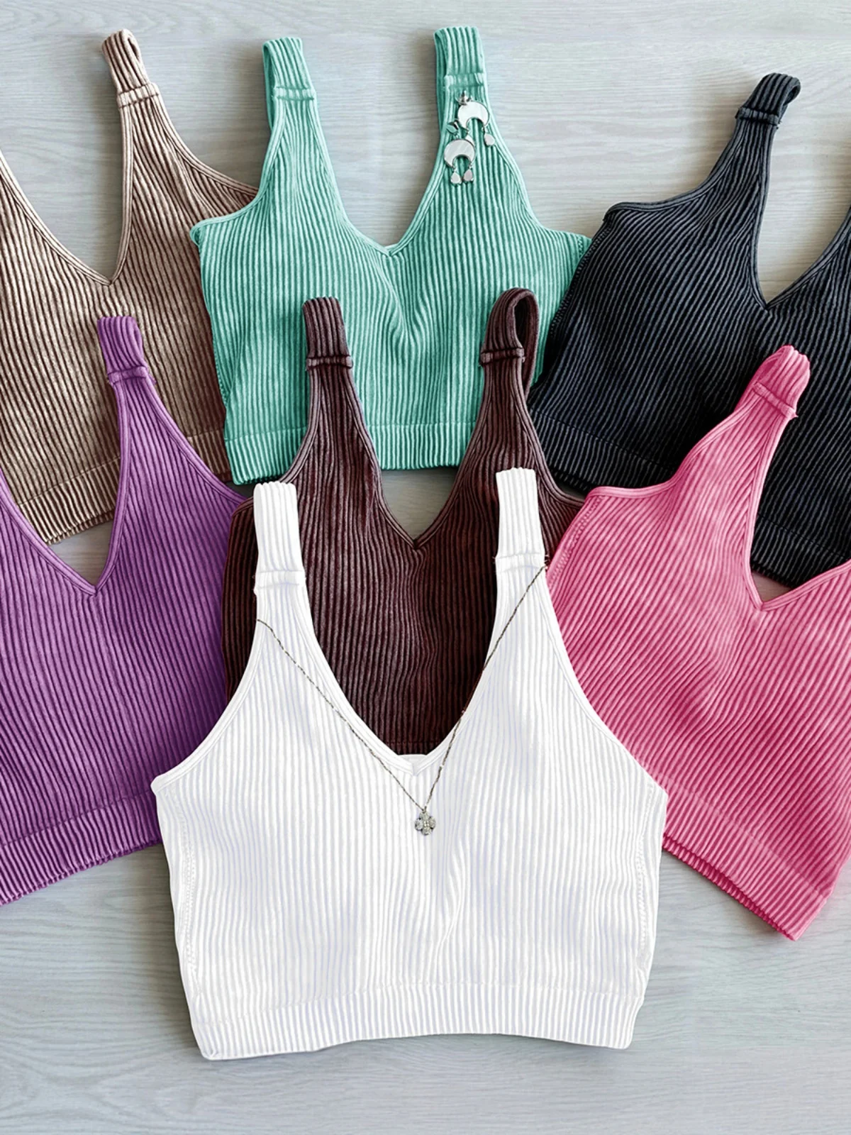 

Color Casual Sports ort Csole Vest Strapl Tank Top Polyester Fiber V-ne ort Length No Button Commute Sle Pure Color
