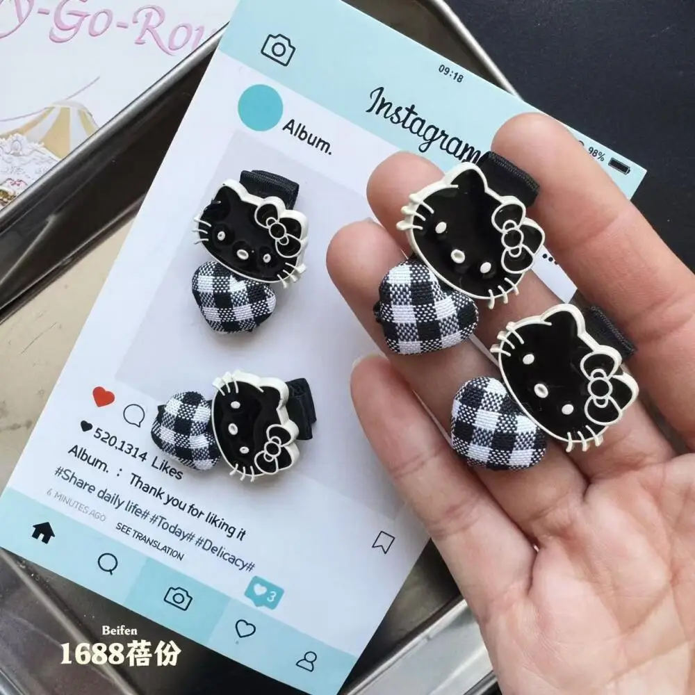 Sanrio Pied de poule Amore Hello Kitty Fermaglio per capelli Dolce e carino Kitty Cat Frangia Clip laterale Forcina Accessori per capelli per ragazze dolci Forcina