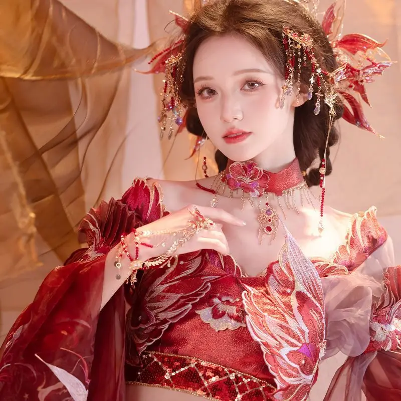 꿈처럼, 중국식 Hanfu 여성 캐릭터 'Yaoji', 요정 같은 분위기, 이국적인 스타일, 중공업을 보았습니다.