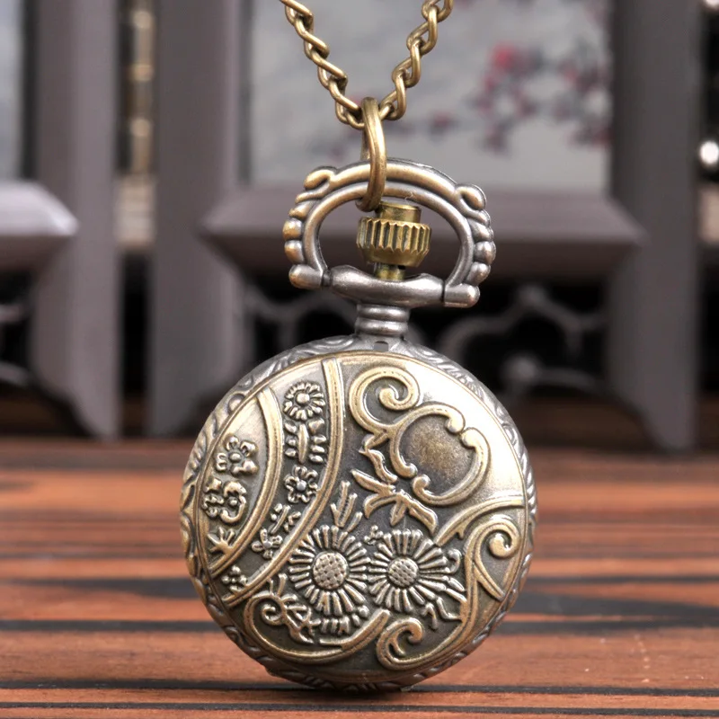 Orologio da tasca al quarzo in bronzo carino di lusso per uomo donna fiore di rosa scheletro cassa incisa collana con ciondolo a catena Fob orologio regali