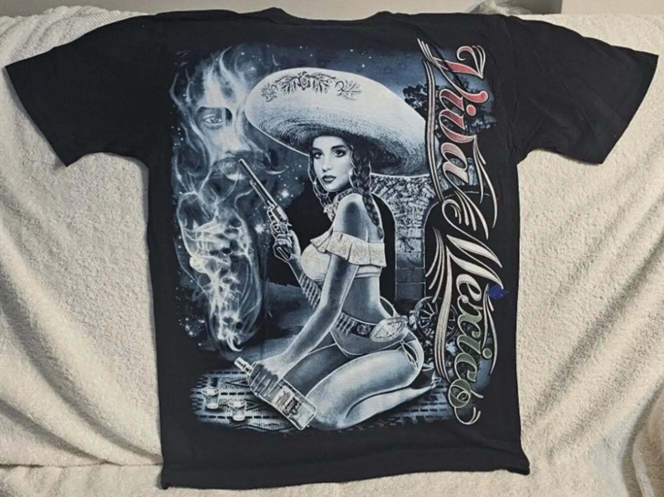 

EMILIANO ZAPATA SEXY LADY VIVA MEXICO GUN PISTOL BULLET TEQUILA T-SHIRT