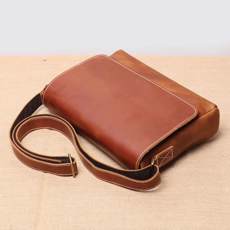 Retro Top Layer Cowhide Leather Men\'s Flap Shoulder Bag Daily Casual Horizontal Crossbody Bag 9.7 Inches Ipad Bag