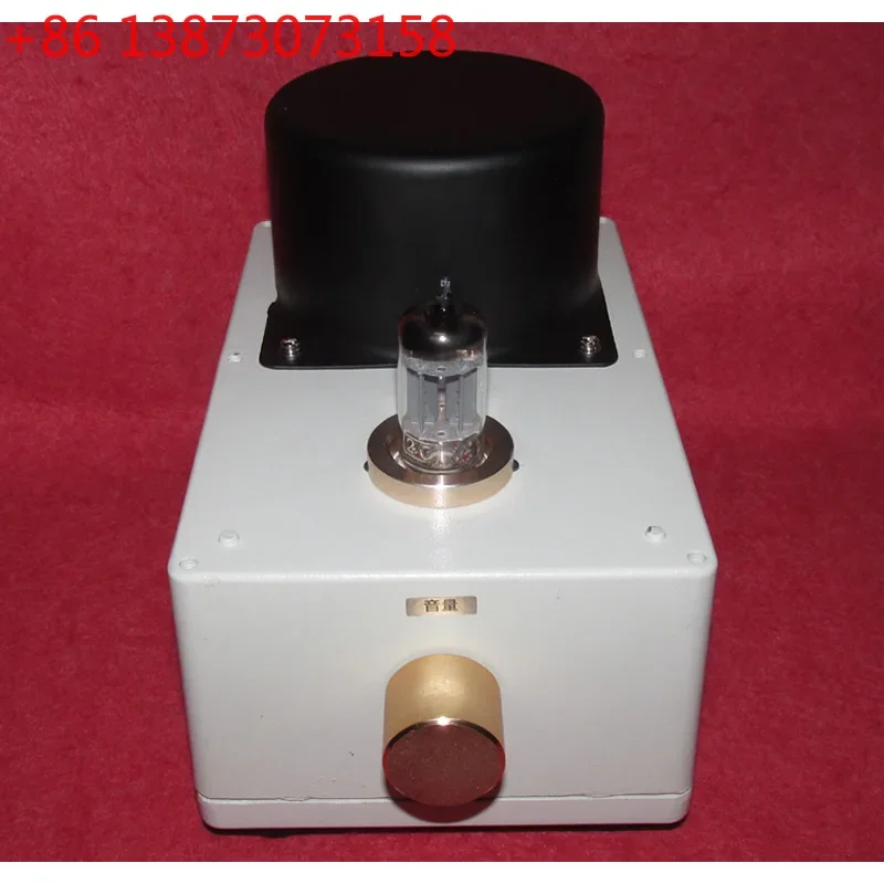 AUDIO NOTE M7 Single tube 5687 dual channel bile preamp, 1 stereo input, 1 stereo input. The gain is about 17 times.