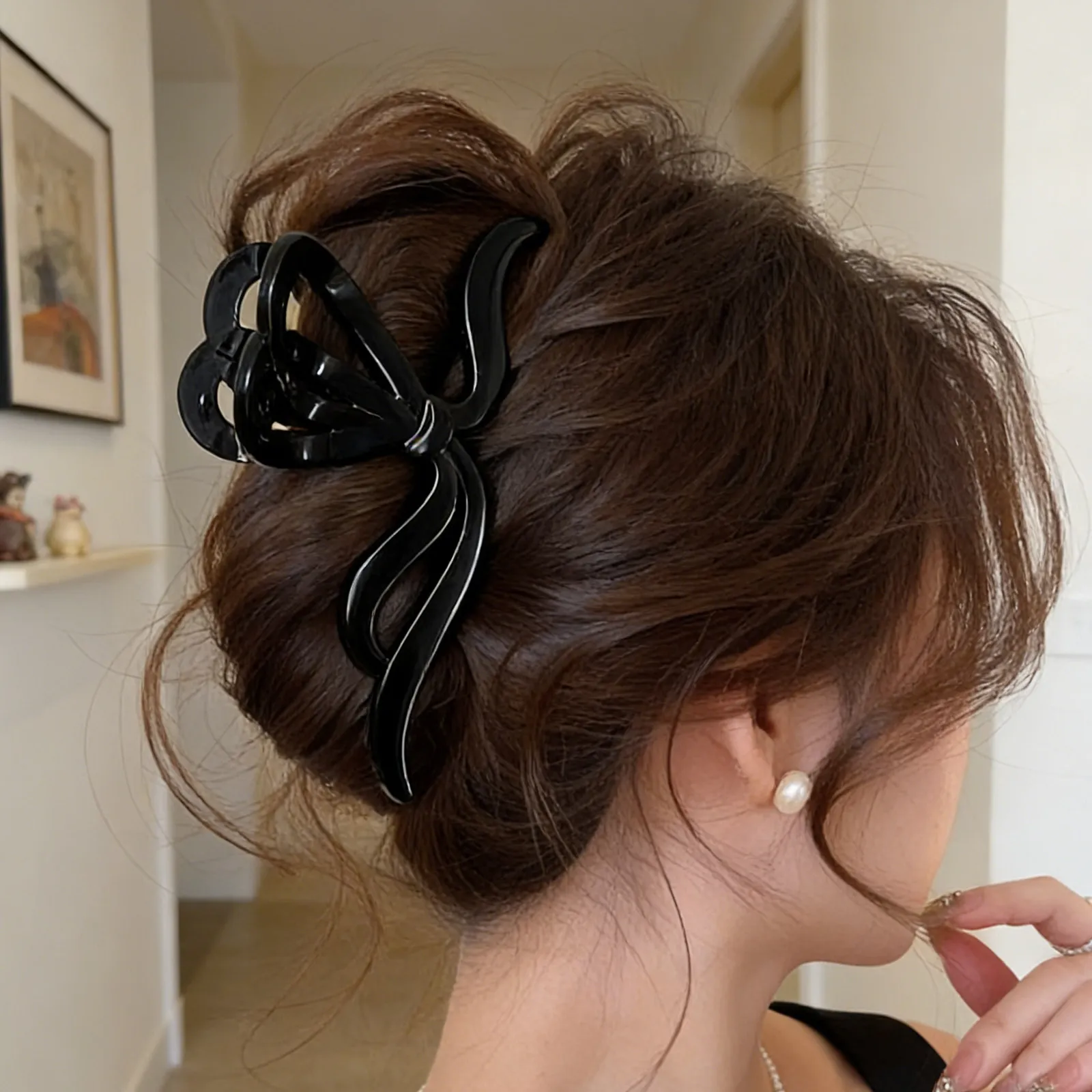 

6Pcs Bow Hair Clips Set Minimalist Acrylic Butterfly Claw Barrettes for Women Elegant Non-Slip Bun Clip Thick Thin Hair