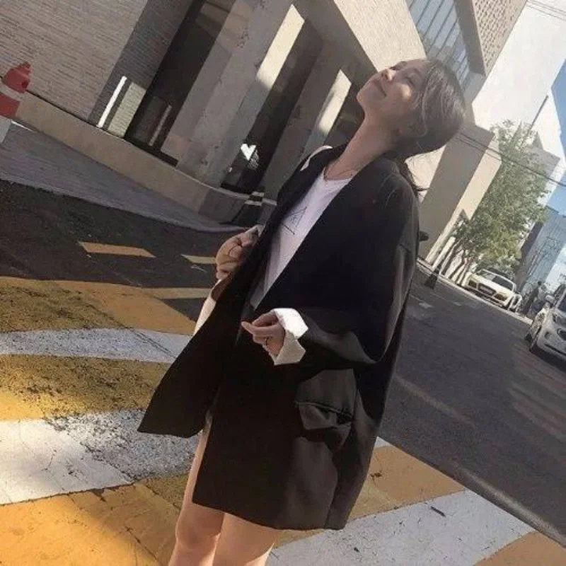 Outerwears Long Blazer Woman Spring Autumn Loose Black Coats for Women Trend 2025 Youthful Clothes Deals Casual Sale Jacket