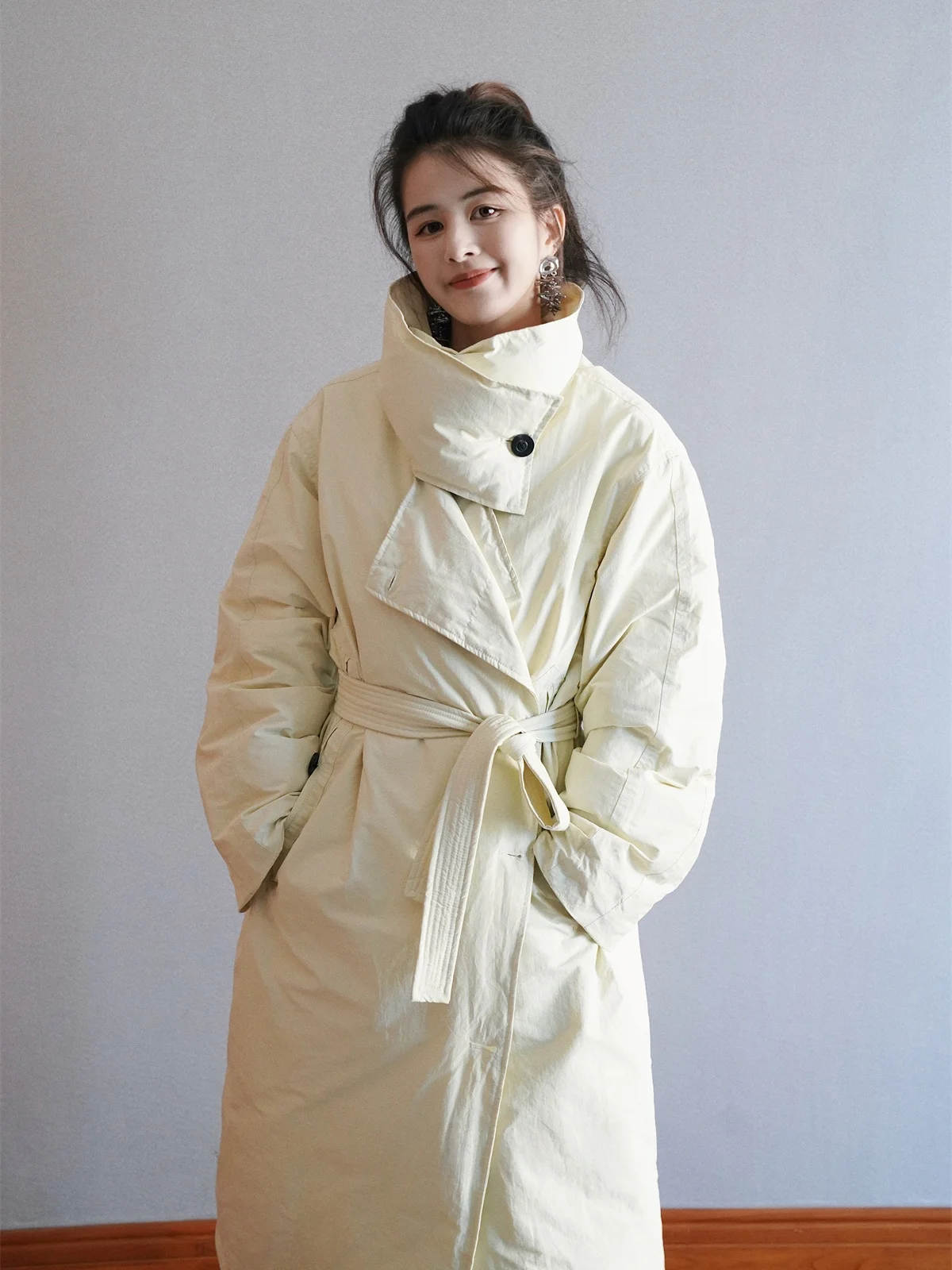 

Утепленное пуховое пальто YANDAN с воротником-шарфом, зимняя верхняя одежда для женщин, простой стиль для повседневной носки