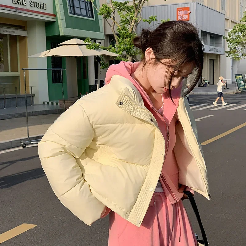 Neue Winter Frauen Cropped Jacke Warme Kurze Puffer Jacken Leichte Chic Stehkragen Student Baumwolle gefütterte Jacke Kleidung