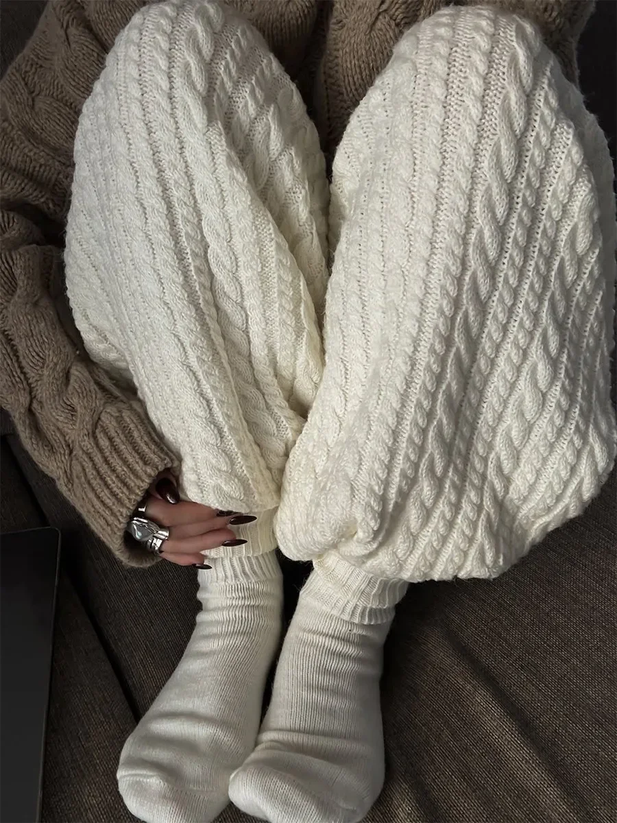 

Winter New Women's Solid Color Wide Leg Pants Cable Knit Warm Cuffed Pants