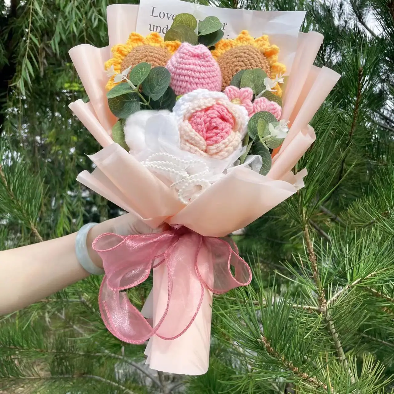 Fiori lavorati a maglia finiti girasoli rose di tulipano Bouquet lavorato a maglia creativo all'uncinetto regali di laurea di compleanno per la festa della mamma di san valentino