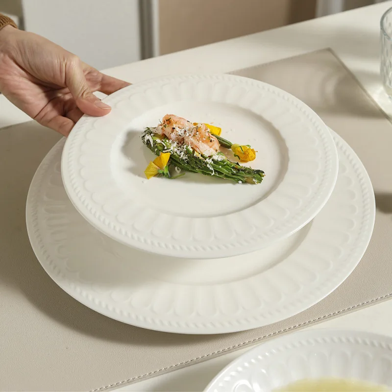 Assiette plate en céramique gaufrée française, plat de dîner occidental haut de gamme pour hôtel et restaurant, plat de service pour pâtes, vaisselle de cuisine