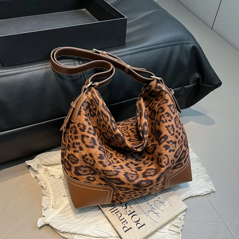 

Large Leopard PU Leather Crossbody Bags for Women Pillow Shoulder Bags 2025 Designer Luxury Brand Handbags and Purses