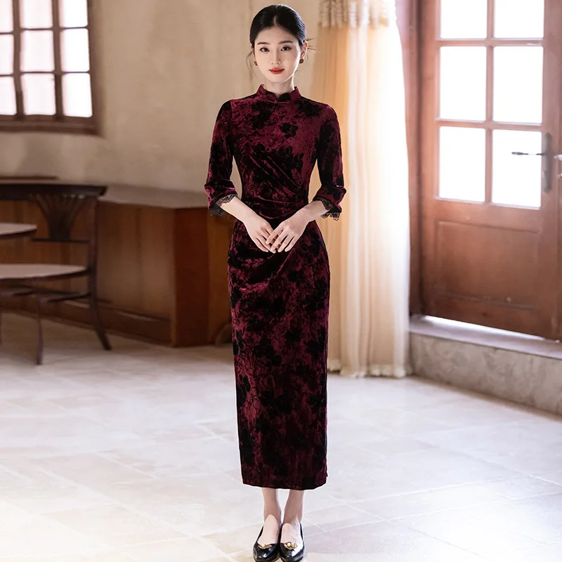 

Розовое осеннее платье Cheongsam в китайском стиле с вышивкой и длинными рукавами, новинка 2025, новое ретро-платье для молодых женщин