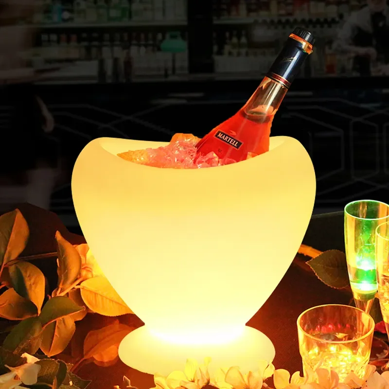 Creative Heart Shaped LED Champagne Bucket Luminous Beer Basket for Bar KTV Party Colorful Light Up Ice Bucket Table