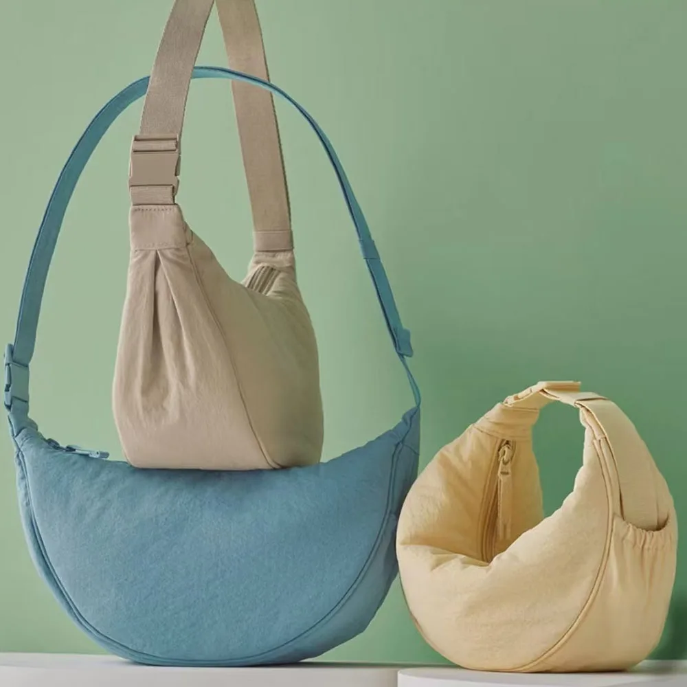 Umhängetasche für Damen, Trendige Dumpling-Tasche, Leichte Kleine Nylon-Schultertasche, Vielseitige Schultertasche – Detail 2